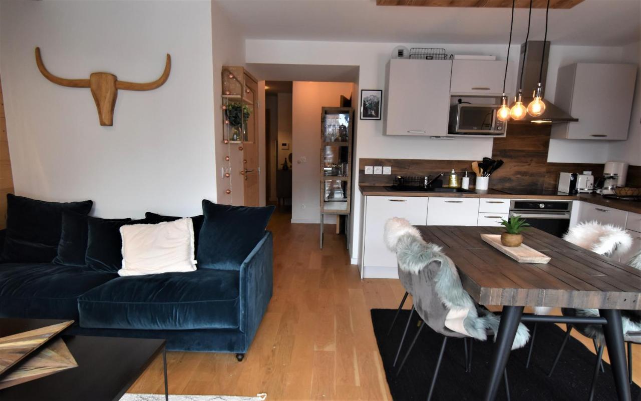 Appartement Vaujanylocations - Saphir 04 Extérieur photo