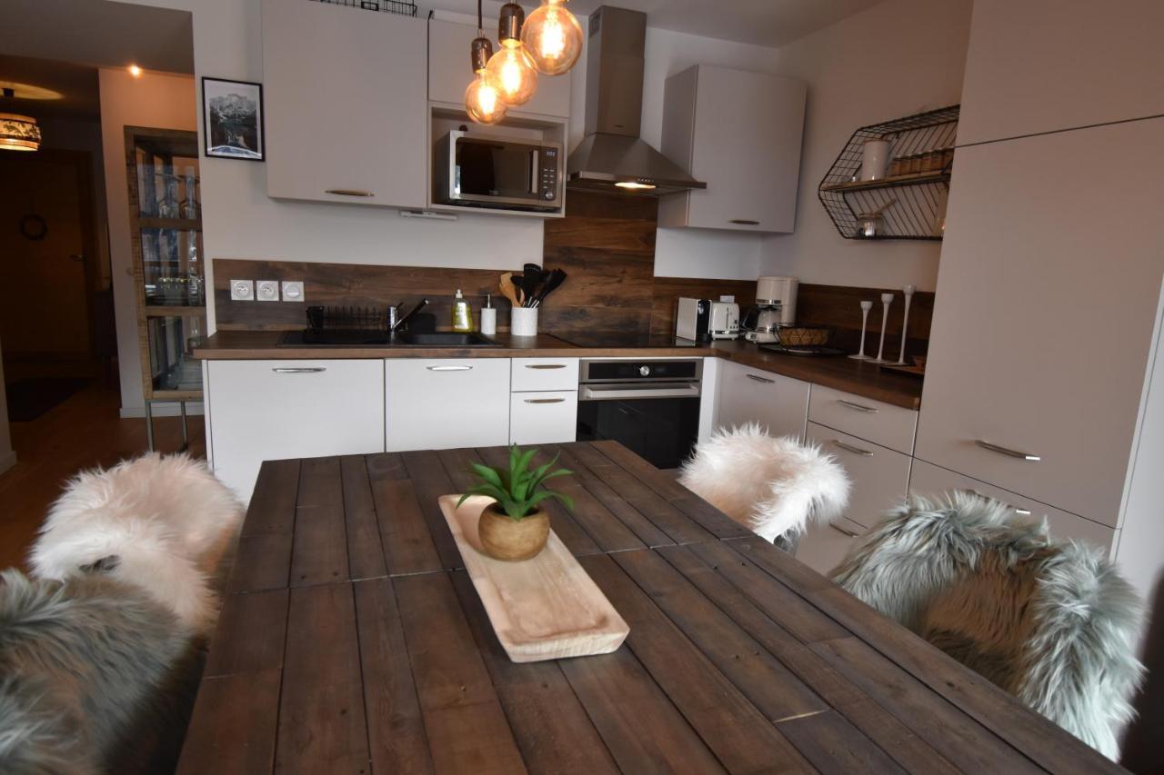 Appartement Vaujanylocations - Saphir 04 Extérieur photo